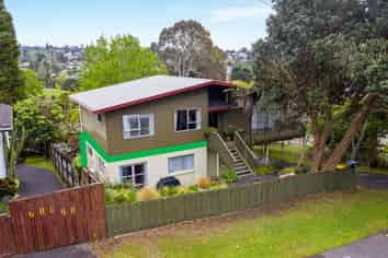 1/71 Captain Scott Road, Glen Eden