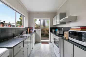 1/71 Captain Scott Road, Glen Eden