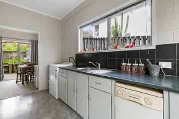 1/71 Captain Scott Road, Glen Eden