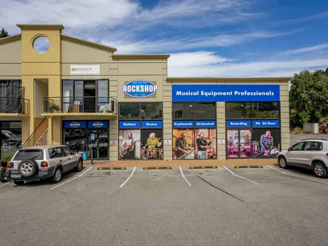 National brand tenant in prime position