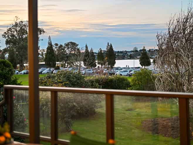 148 Lake Crescent, Hamilton Lake