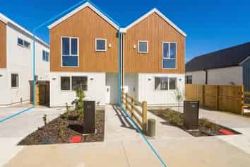 44 Whangamaire Rise, Karaka