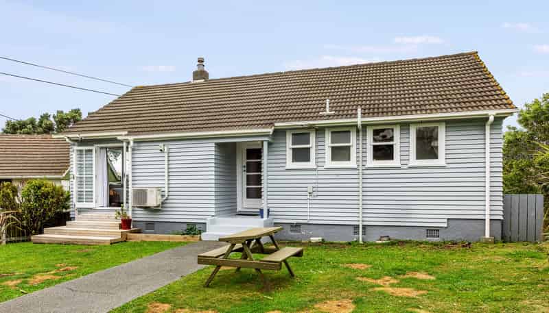 11 King Crescent, Ranui