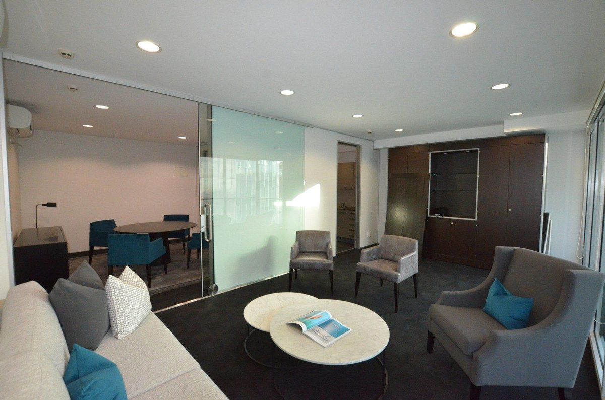 Well-Fitted Parnell Office with Deck - Widok 2