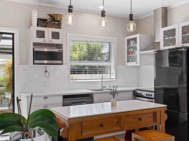 34 Hinton Avenue, Forest Lake