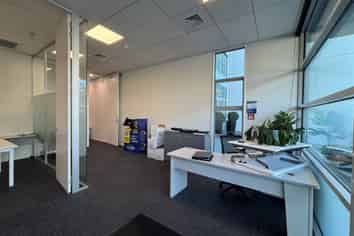 Office - Airport Business Park with Car Parking