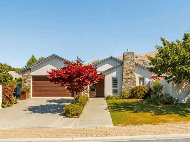 25 Stonebrook Drive, Wanaka