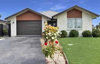 7 Lewis Close, Rangiora