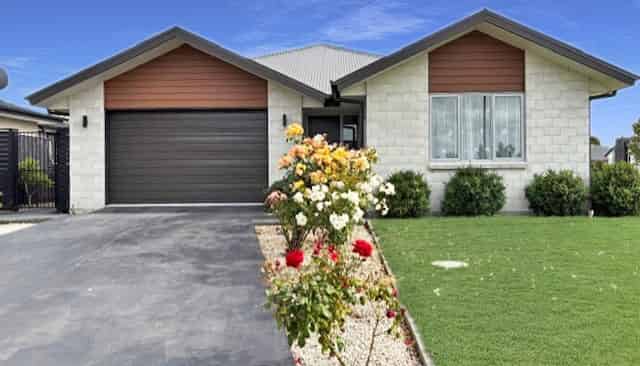 7 Lewis Close, Rangiora