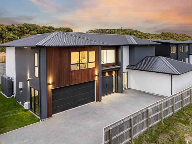 50 Schooner Drive, Whitby