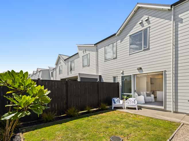 44 Owen Chapman Drive, Red Beach
