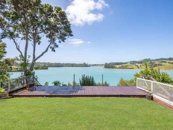 6 Mara Kai Lane, Raglan