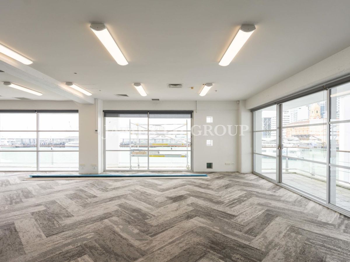 PREMIUM PRINCES WHALF 262M² OFFICE - Prikaz 3