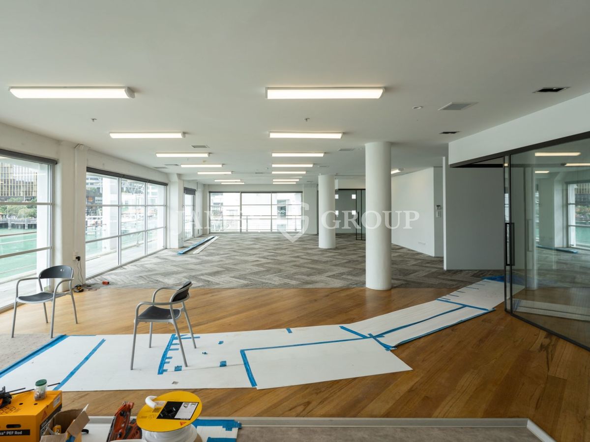 PREMIUM PRINCES WHALF 262M² OFFICE - Više