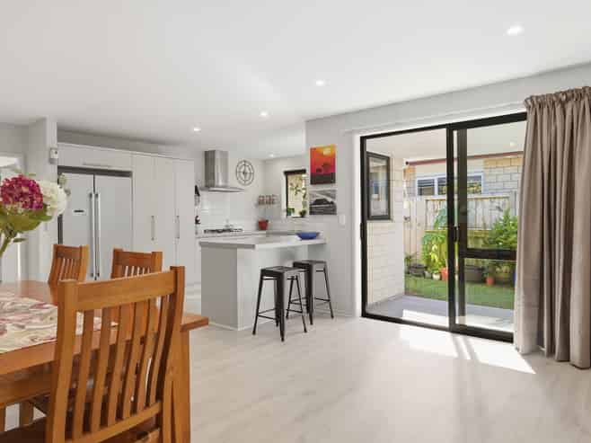 132 Puhirake Crescent, Pyes Pa