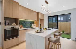 4/127 Ridge Road, Howick