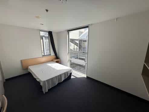 Room1/10/27 Hanson Street, Mount Cook