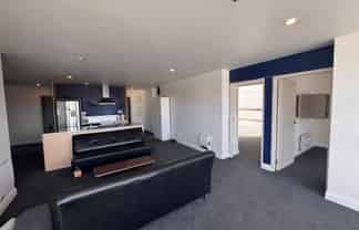 Room1/10/27 Hanson Street, Mount Cook