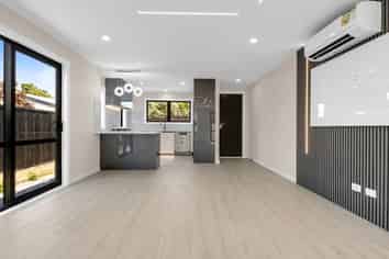 4/53 Hutchinsons Road, Bucklands Beach