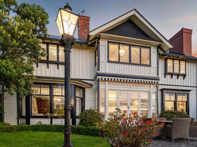 14 MacMillan Avenue, Cashmere