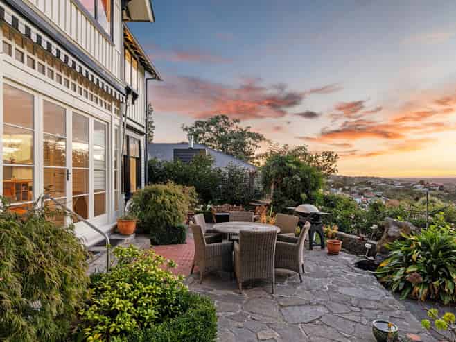 14 MacMillan Avenue, Cashmere