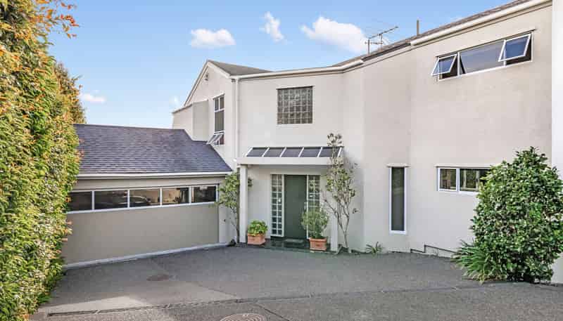 2/176 Upland Road, Remuera