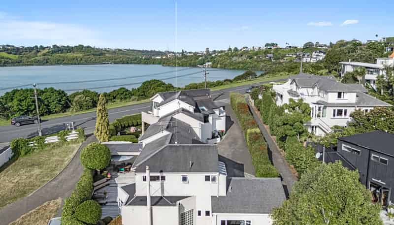 2/176 Upland Road, Remuera