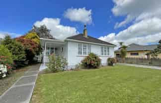 44 Vogel Street, Roslyn