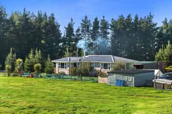 374 Riverside Road, Okuku