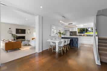 50 McDougall Avenue, Merivale