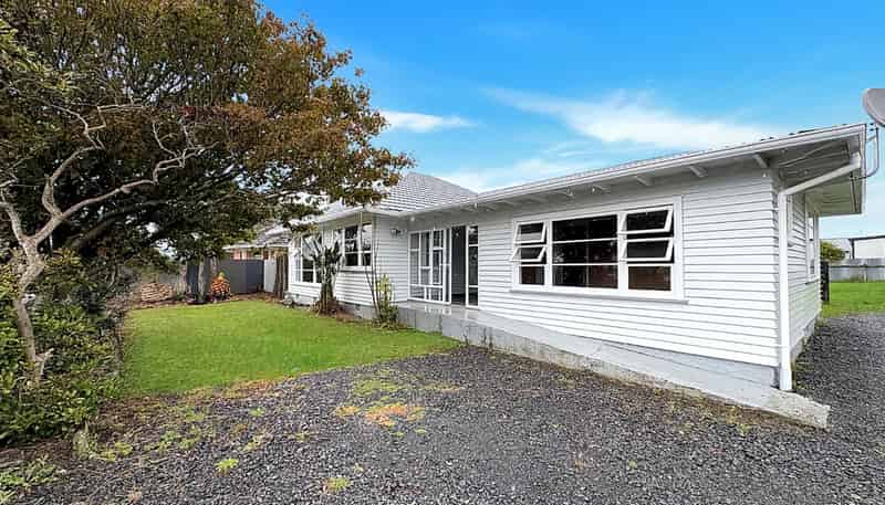 8 Derby Street, Levin