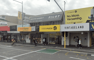 Exceptional 148m² Broadway Retail with Great Signage