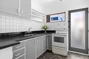 35 Freyberg Avenue, Tamatea