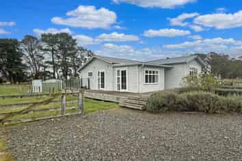 217 Bidwills Cutting Road, Greytown