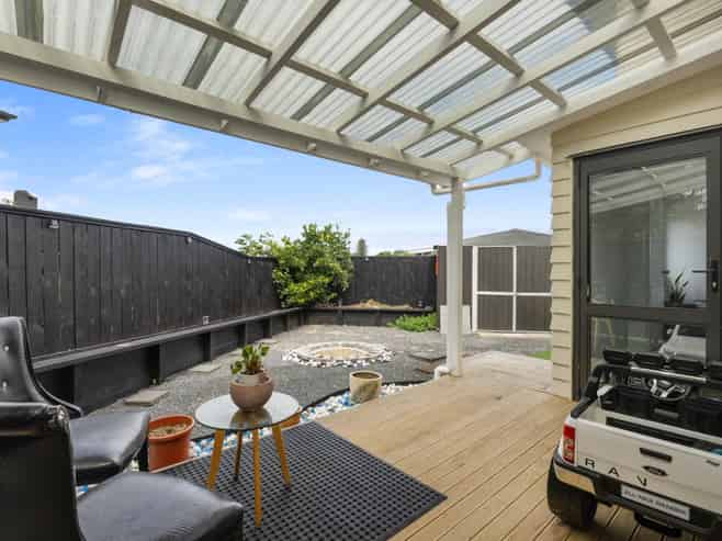 87 Naylors Drive, Mangere