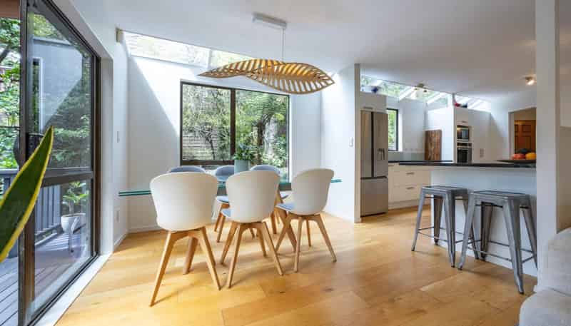 156 Laingholm Drive, Laingholm