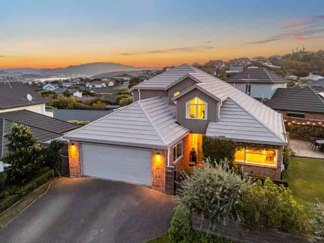 29 St Ives Drive, Camborne