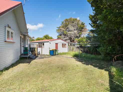 9 Swanson Road, Henderson
