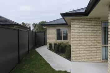 36 Saxbys Road, Glenview