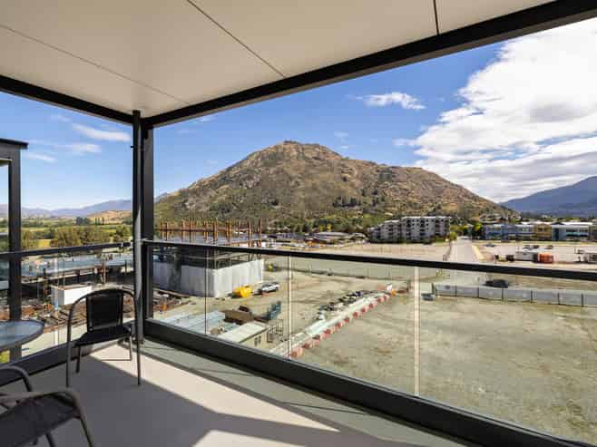 409/34 Red Oaks Drive, Frankton