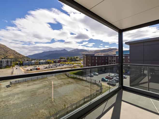 409/34 Red Oaks Drive, Frankton