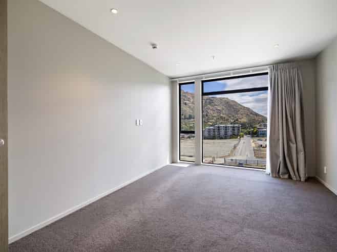 409/34 Red Oaks Drive, Frankton