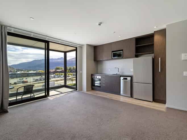 409/34 Red Oaks Drive, Frankton