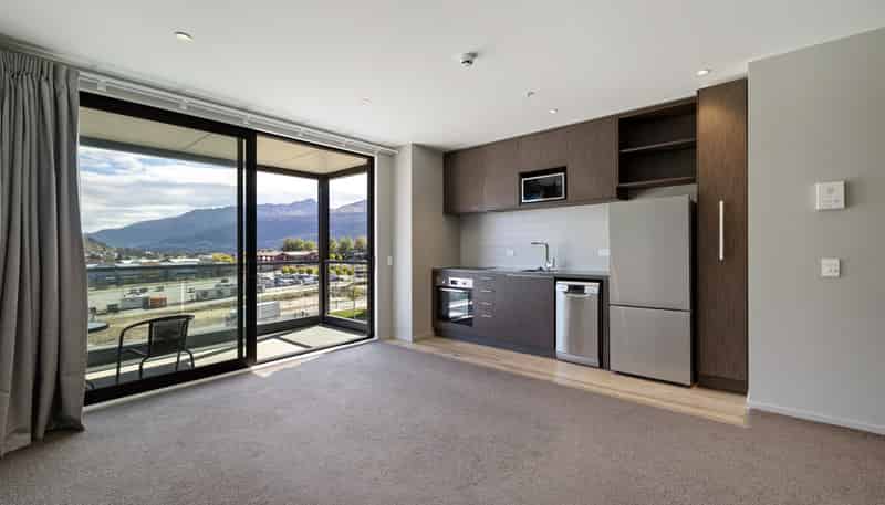 409/34 Red Oaks Drive, Frankton