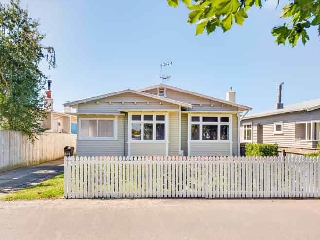 231 Georges Drive, Napier South