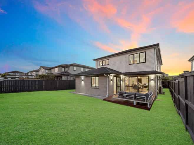 6 Springside Drive, Flat Bush