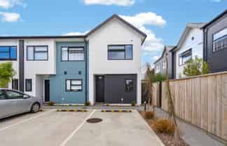 17/15 Brook Street, Waiwhetu