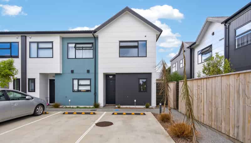 17/15 Brook Street, Waiwhetu