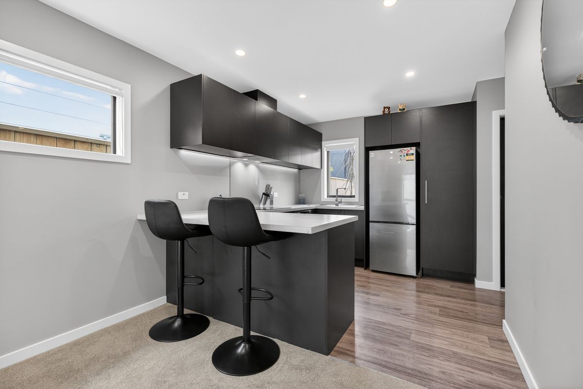 Bright and Modern Corner Townhouse - Ansicht 3