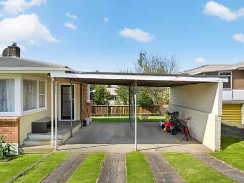 1A Christie Street, Forest Lake